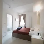L'ottava Bed and Breakfast Μιλάνο