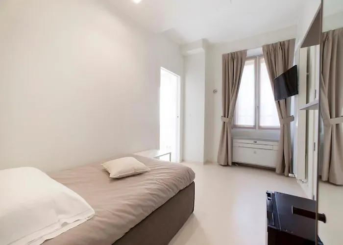 Alojamento de Acomodação e Pequeno-almoço L'ottava Milão