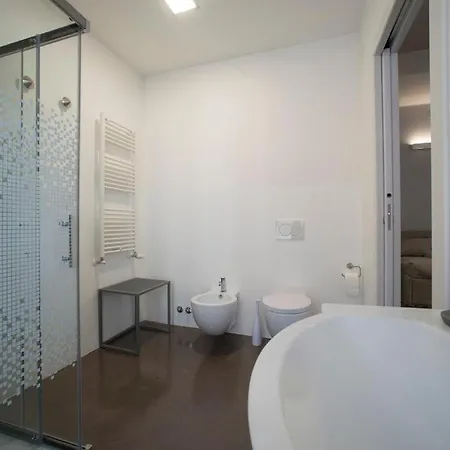 L'ottava 4* Milano